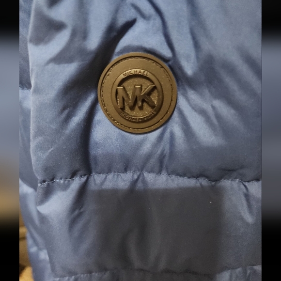 Michael kors blue xl down Puffer nwot free shipping - Picture 3 of 5